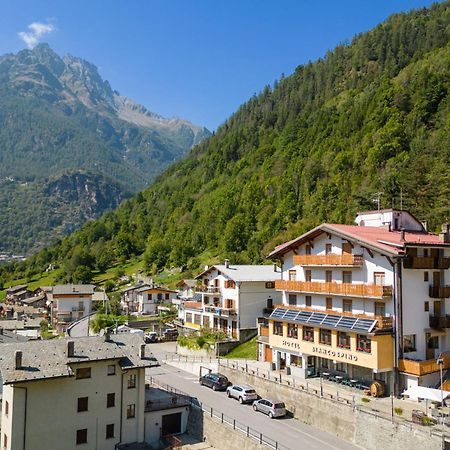 Hotel Biancospino Lanzada Bagian luar foto