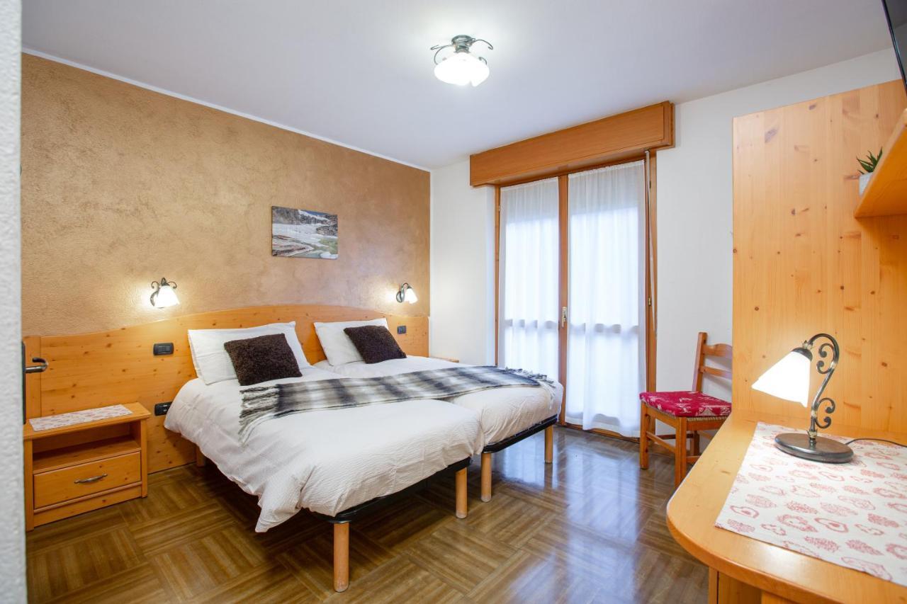 Hotel Biancospino Lanzada Bagian luar foto