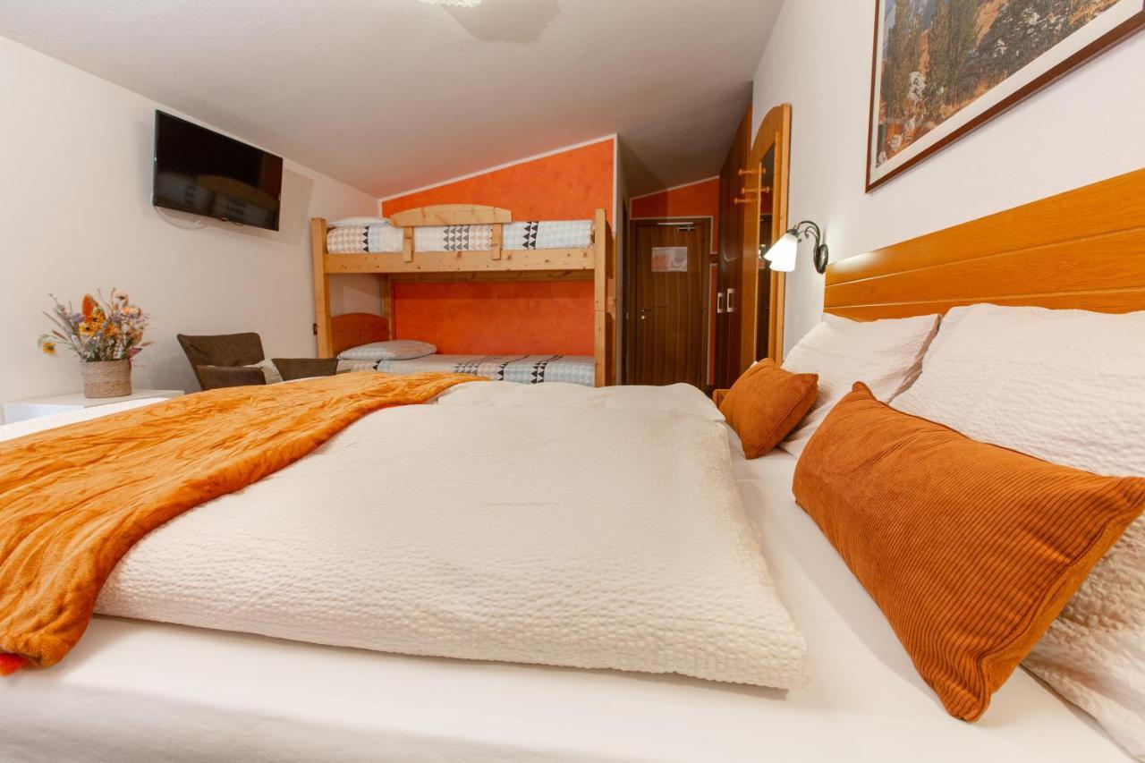 Hotel Biancospino Lanzada Bagian luar foto