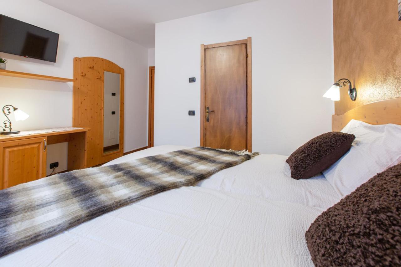 Hotel Biancospino Lanzada Bagian luar foto