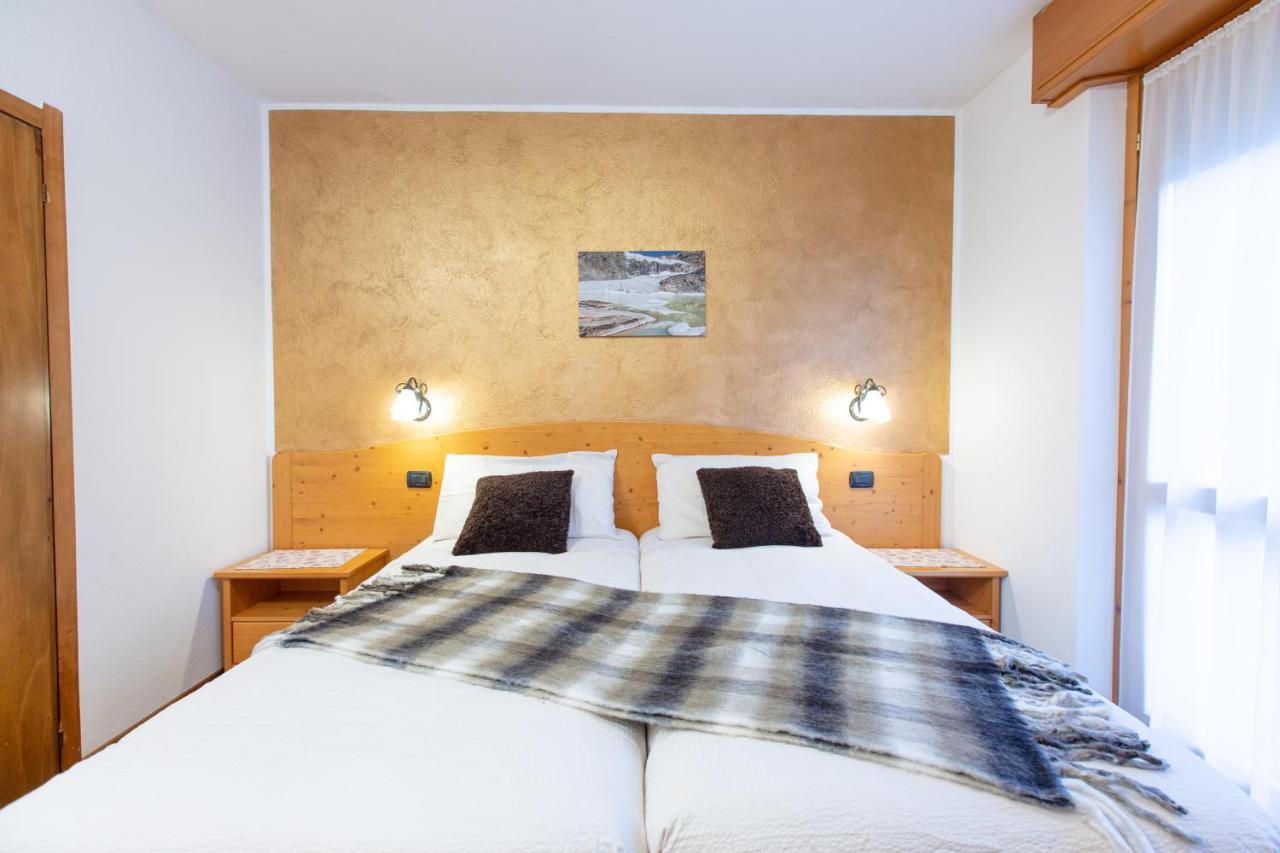 Hotel Biancospino Lanzada Bagian luar foto