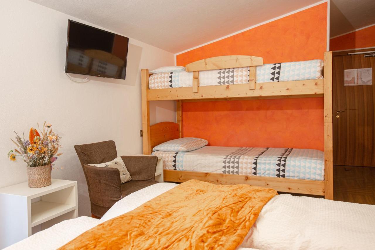 Hotel Biancospino Lanzada Bagian luar foto
