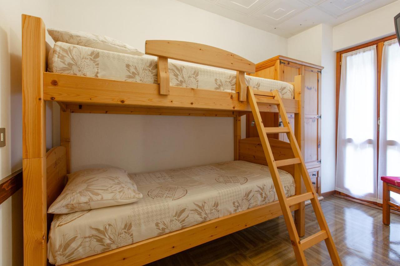 Hotel Biancospino Lanzada Bagian luar foto
