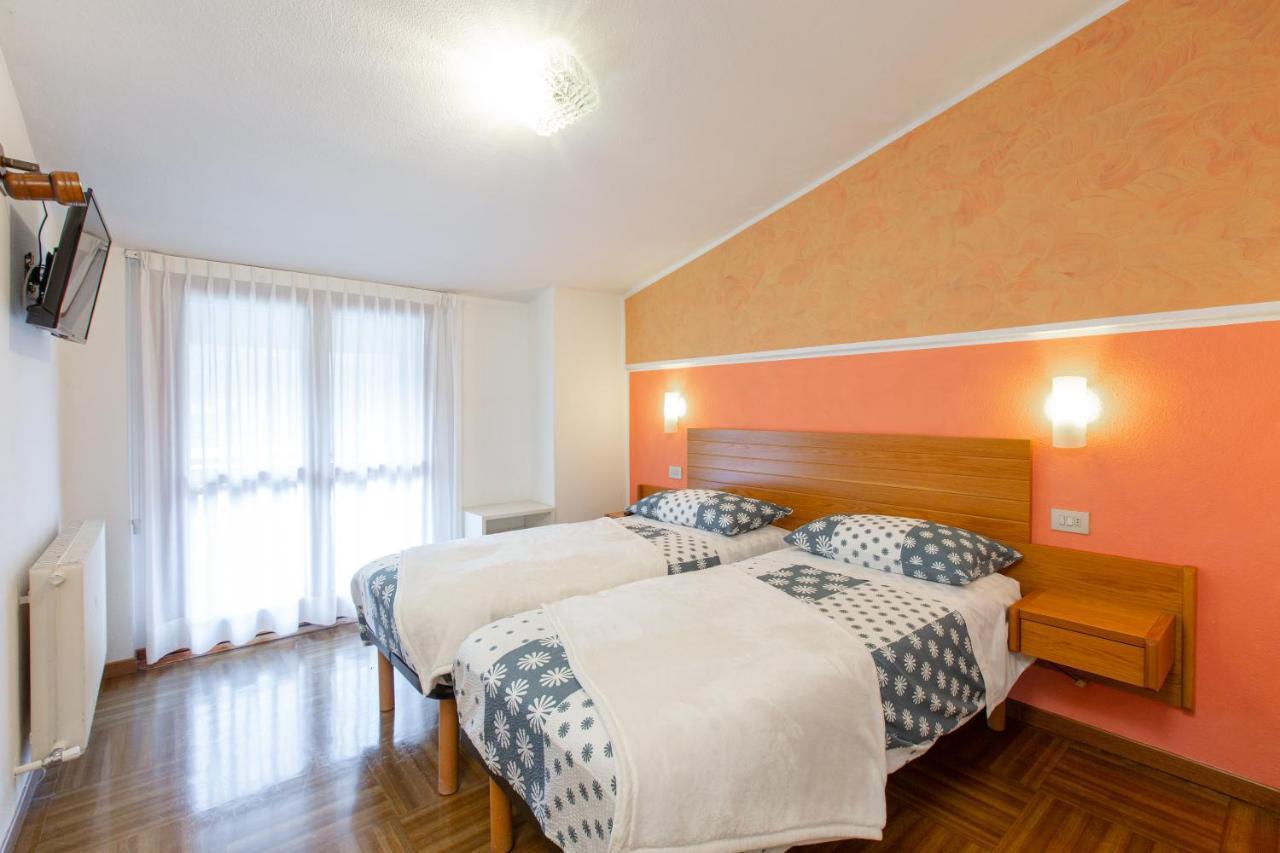 Hotel Biancospino Lanzada Bagian luar foto