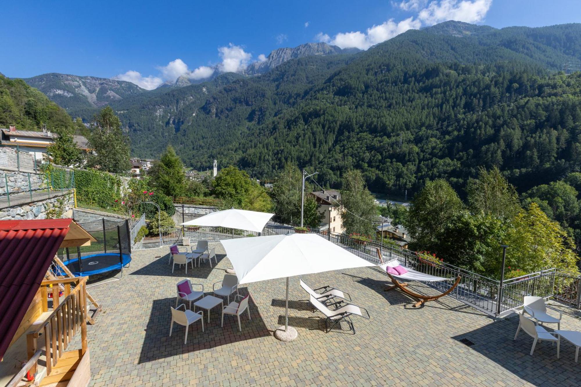 Hotel Biancospino Lanzada Bagian luar foto